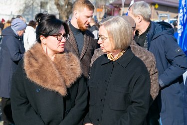 За воссоединение с Россией!